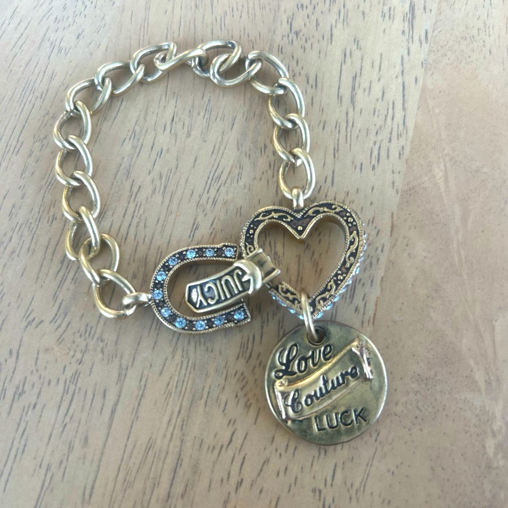 JUICY COUTURE Charm Bracelet Lady Juicy Love Heart Horseshoe gold tone vintage